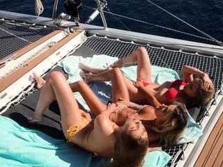 Alexa Flexy, Alexis Crystal, Shalina Devine – Castaway