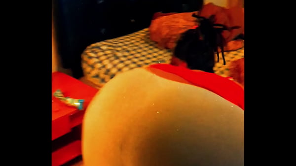 Short Fat ass good pussy