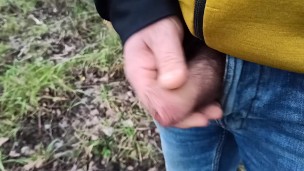 Someone can see me! Cum and pee outdoors
